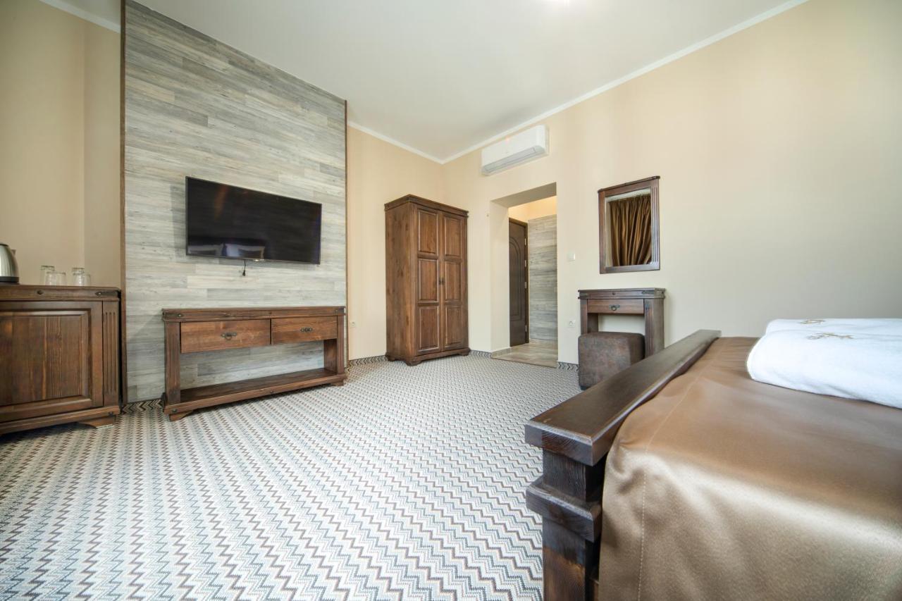Antique - Free Private Parking 3* Plovdiv